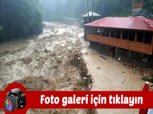 Rize'de sağanak nedeniyle dereler taştı, hasar oluştu