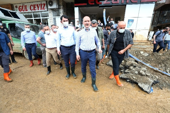 Bakanlar Soylu, Kurum ve Karaismailoğlu, Rize'de afet bölgesinde