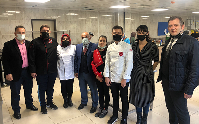 Ardeşen'de Öğretmenler Günü İçin Eğlenceli Etkinlik