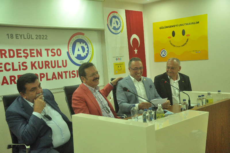 TOBB Başkanı Hisarcıklıoğlu Ardeşen'de