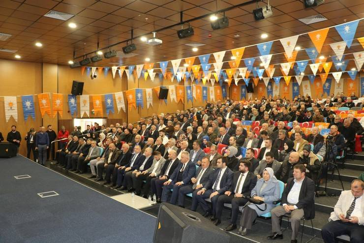Kalkandere AK Parti’de Ayyıldız Görevi Kurt’a Devretti