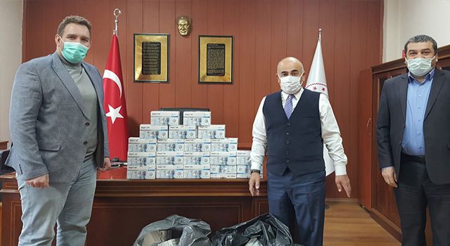 Ardeşen Belediyesinden Yüz Yüze Eğitime Maske Desteği