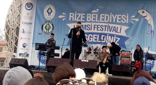 Rize'de 2.5 tonluk hamsi festivali