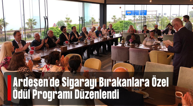 Ardeşen’de Sigarayı Bırak Kampanyası Ardeşen’de ki Kampanyada 14 Kişi Sigarayı Bıraktı