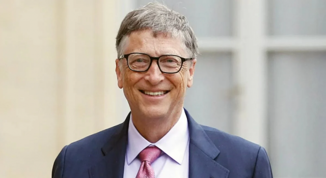 Bill Gates hangi telefonu kullandığını açıkladı