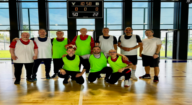 Gençlik ve Spor Bakanımız Osman Aşkın Bak'tan Basketbol Paylaşımı