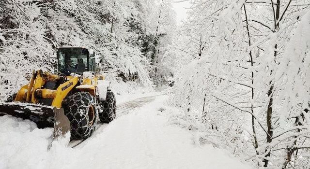 Rize'de Kardan 189 Köy Yolu Ulaşıma Kapandı