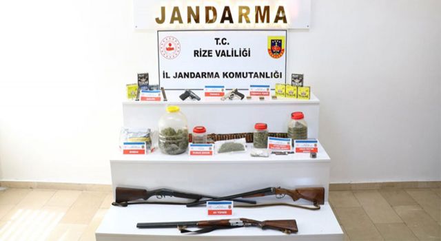 Jandarmadan Kaçak Silah ve Uyuşturucu Operasyonu