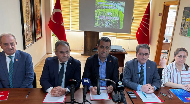 CHP'den Yaş Çay Fiyatı Çıkışı: "Taban Fiyat 32 TL, Destekleme 4 TL Olmalı!"