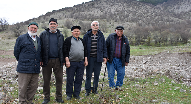 Heyelan riski nedeniyle taşınacak köyün yeni yeri tartışma konusu oldu