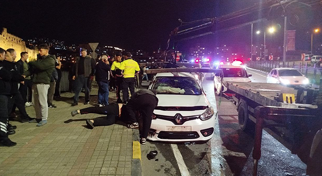 Kaldırımda yürürken otomobilin çarptığı yaya ağır yaralandı