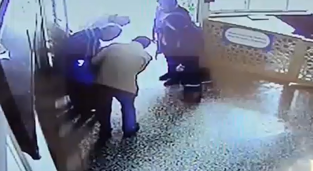 Nefes borusuna yemek parçası kaçan Ertuğrul'u öğretmeni kurtardı