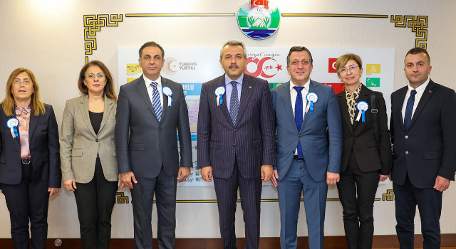 Rize Valisi Baydaş, SGK Haftası Kapsamında SGK Heyetini Ağırladı