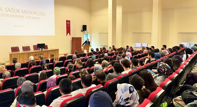 Rize'de Sağlık Bakım Hizmetleri Süreci Değerlendirme Toplantısı Gerçekleştirildi