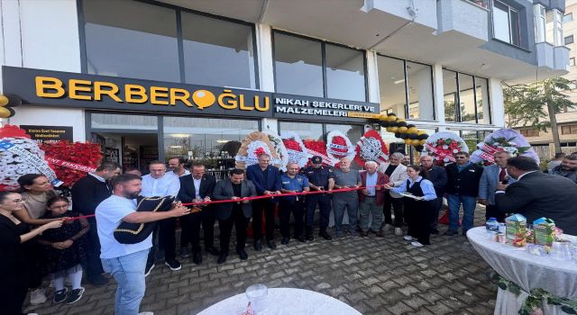 Berberoğlu Nikah Şekerleri ve Malzemeleri Hizmete Açıldı!