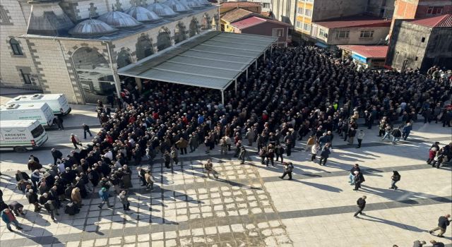 Dr. Hüseyin Avni Kabaoğlu, Ardeşen’de düzenlenen cenaze töreniyle son yolculuğuna uğurland