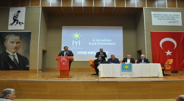 İYİ Parti Ardeşen İlçe Teşkilatı 4. Olağan Kongresini Gerçekleştirdi