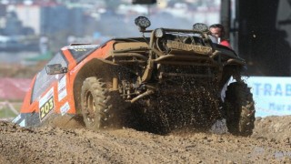 Karadeniz Off-Road Kupası 3. ayak yarışları, Trabzon'un Akçaabat ilçesinde yapıldı.