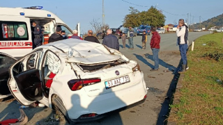Pazar'da Takla Atan Aracın Sürücüsü Yaralandı