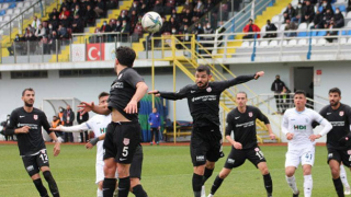 Pazarspor evinde mağlup