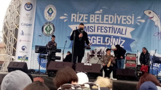 Rize'de 2.5 tonluk hamsi festivali