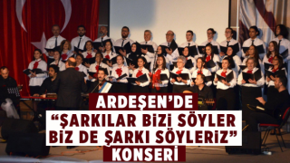 Ardeşen'de 'Şarkılar Bizi Söyler Biz de Şarkı Söyleriz' Konseri
