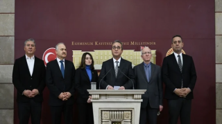 CHP'li Bülent Tezcan: Başörtüsü teklifine destek vermeyeceğiz