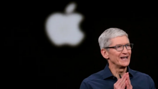 Apple işçi haklarını ihlal etmekle suçlanıyor