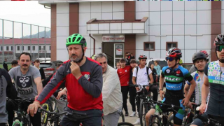 Rize’de Bisiklet Turu Renkli Görüntülere Sahne Oldu