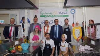 Rize'de "Öğretmenim Mutfakta" Yemek Yarışması Düzenlendi