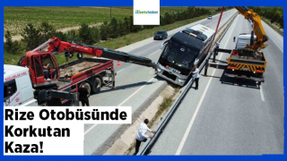 İçerisinde 25 Yolcusu Bulunan Otobüs Orta Refüje Girip Bariyerlere Çarptı