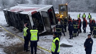 Kastamonu'da yolcu otobüsünün devrildiği kazada 6 kişi öldü
