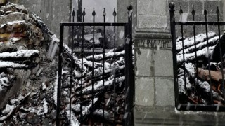 Rize'de tarihi Akmescit Camii yıldırım isabet etmesi sonucu yandı
