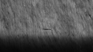 NASA, Ay'ın önünden gizemli bir cismin geçtiğini görüntüledi
