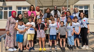 ARDEŞEN FATİH İLKOKULU 3 YAŞ GRUBUNDA İL ŞAMPİYONU