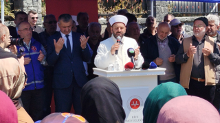 Rize’den 248 kişilik hac kafilesi dualarla kutsal topraklara uğurlandı