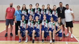 Rize'nin Kız Basketbol Takımı Türkiye Finallerinde