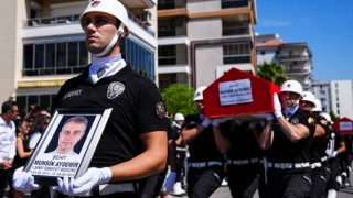 Şehit Polisler Muhsin Aydemir ve Hasan Akın İzmir’de Son Yolculuklarına Uğurlandı